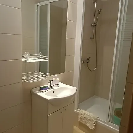 Wynajem Pokoi Karolina Privatunterkunft *