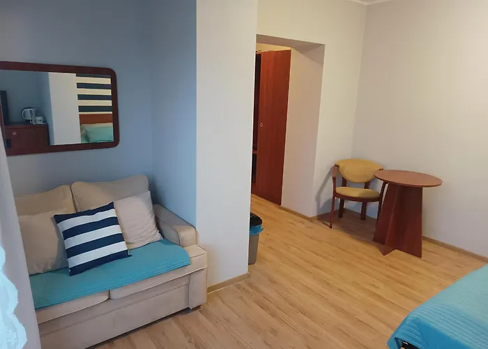 Wynajem Pokoi Karolina *